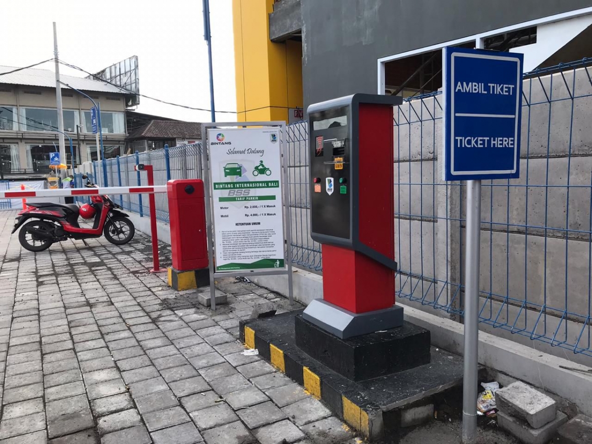 BSS Parking TOKO BINTANG DENPASAR BALI