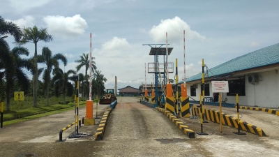 Palang Portal Manual di PT Andalas Agro Industri Sumatera Barat