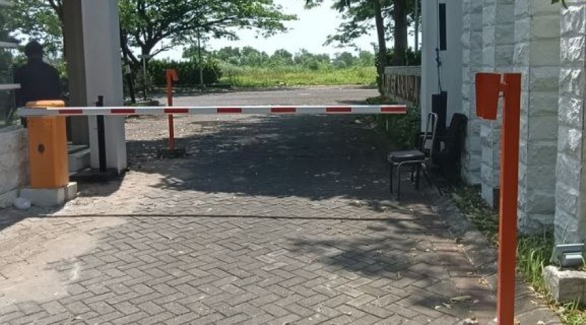 Portal Otomatis Pintar sebagai Gerbang Utama Area Parkir Modern