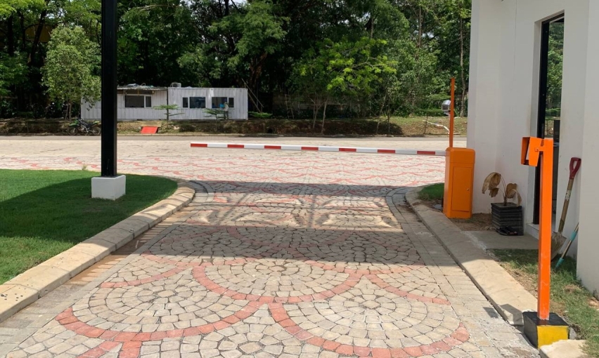 PALANG OTOMATIS PERUMAHAN KOTA MAKASSAR