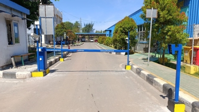 Pemasangan Palang Parkir Otomatis Sistem RFID di PT. PLN Nusantara Power UP Punagaya